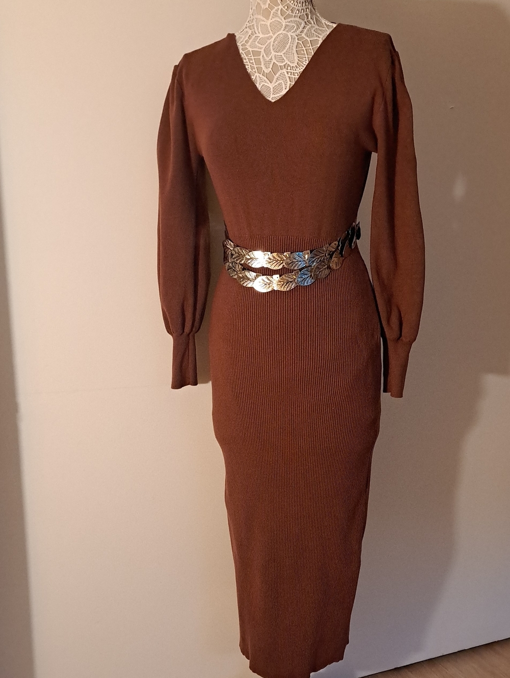 PRETTYGARDEN Brown V-Neck Ribbed Midi Dress with Long Puff Sleeves